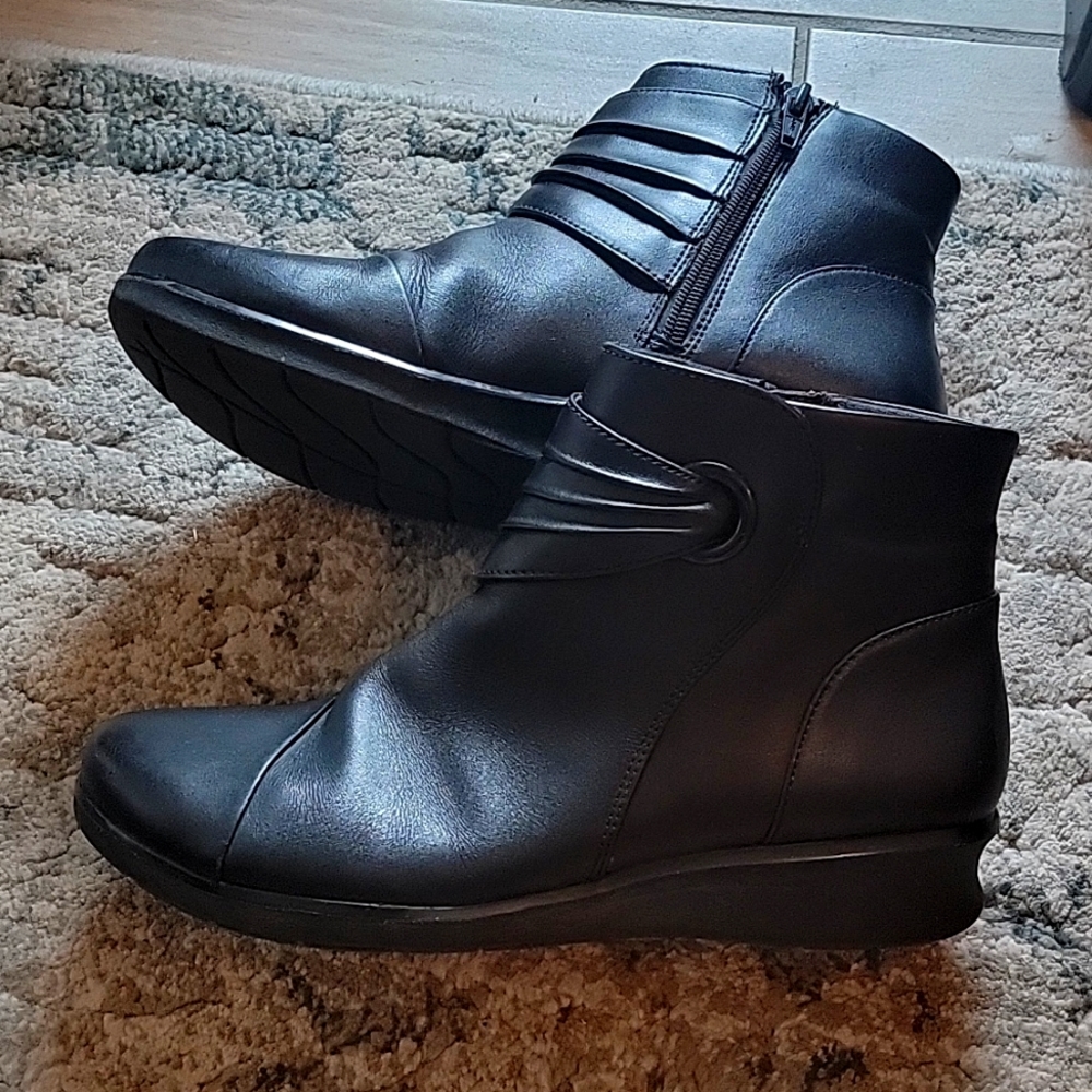 Clarks leather ankle boots